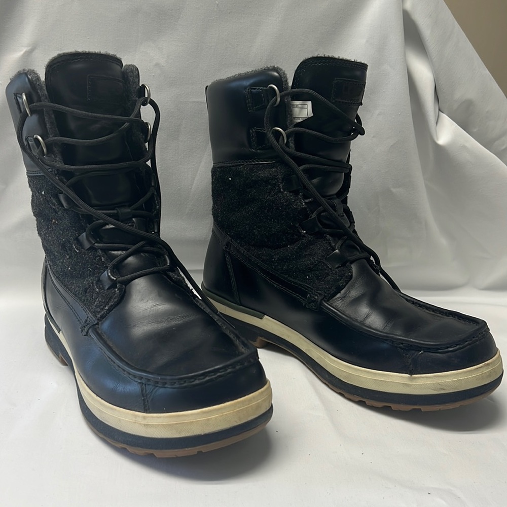 Ugg mens boots